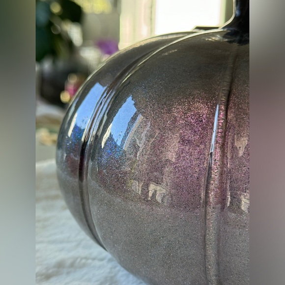 Iridescent light up pumpkin - Picture 2 of 10